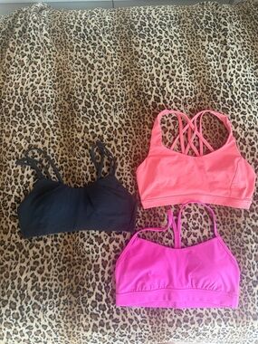 Lululemon bra size 8